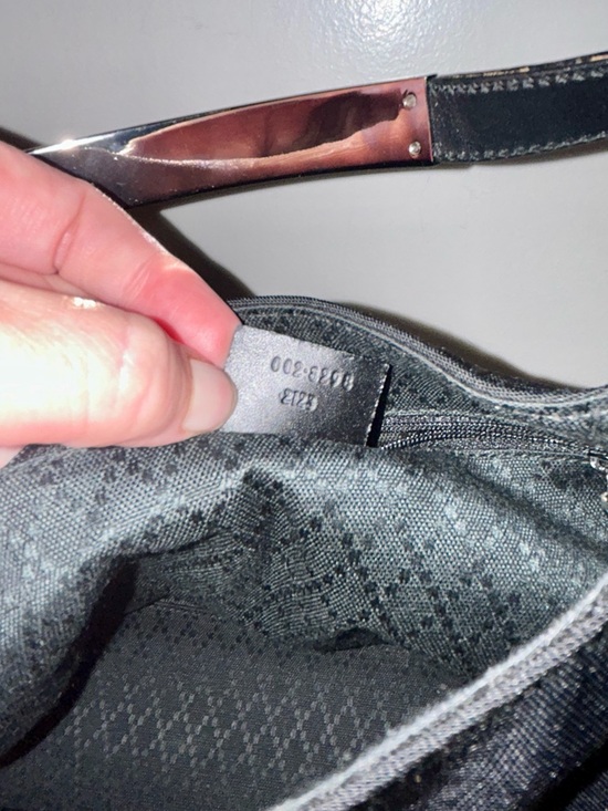 Gucci Black Shoulder Bag with Turquoise Scarf and Crystal Cat Charm - Picture 11 of 12